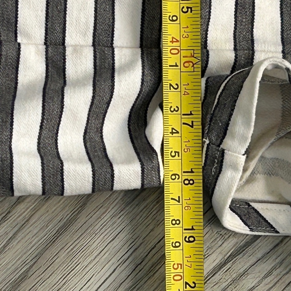 Theory Striped Top with Zipper Closure Sz 12 - Picture 9 of 9